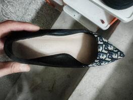 扫楼隔壁骚妇高跟鞋 谁打赶紧1