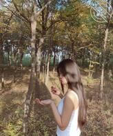 朋友圈的小母狗 天天发吊带 狠狠的羞辱她1