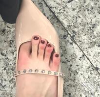 依旧裙底脚趾1