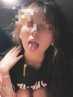 （真实原创）我的反差表姐被我拿下2，表姐的黄瓜自慰喷水视频2