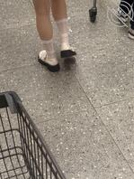 尾随萝莉学生妹，把玩小皮鞋加蕾丝袜（海角第一次发）0