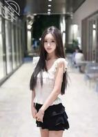 中传校花周娅希好美，仙姿玉貌，网友惊叹:蟾宫玉兔落凡尘！2