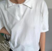 偷拍女高中生，疑似没穿内衣走光?0