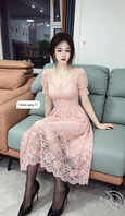 同事的女朋友真漂亮，瞥了一眼他居然视频看着他女友被操，不知道我能拿下