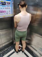 瑜伽短裤 打屁股美女