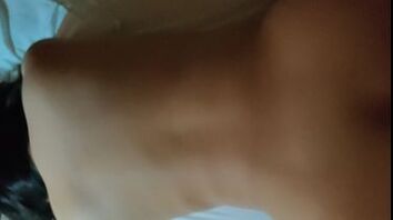 大屁屁女友上位骑乘