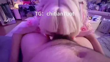 淫语助兴 高颜值骚货母狗cos，边玩弄骚穴一边发出诱人淫语，彻底沉沦为肉便器，真实私拍记录最刺激0