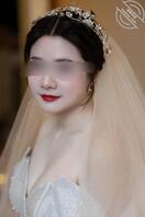 【真实约炮 偷情】刚结婚的反差小少妇，在她家对着婚纱照爆操1