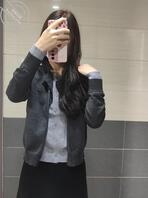 【绿帽男友】偷拍骚货女友洗澡抠穴0