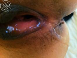 中午射了一次，老婆说想看评论，看射屏