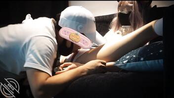 爸爸射了萝莉女儿一脸2