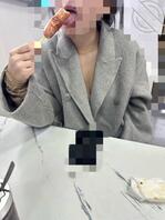 嫂子吃个烤肠也勾引我 ！