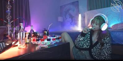 【绿母换脸】妈妈在酒吧乱搞