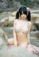 【桜井宁宁】童颜巨乳浴衣诱惑小萝莉，清凉的泉水遮不住火辣的身材2