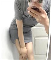 广西巴马县，因满足不了女朋友，想找个男的满足女朋友，有意者私聊女友17岁1