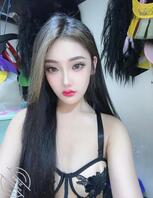 琪琪上班的时候 打扮的怎么样啊 主人们喜欢吗？