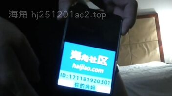 50岁熟女人妻穿上我喜欢的战袍＋白色半截袜。