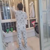 51 蓄谋已久,在房间做上拉花布置,希望给妹妹一个惊喜!!!!1