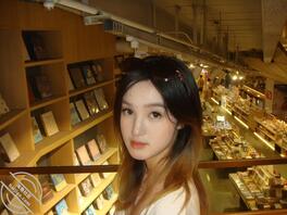 女大十八变，华夏某工英语专业学生，高中和现在完全不一样1