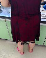 熟女抄底粉色内裤0