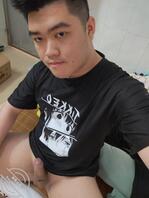 剪了头发 晨勃拍一拍1