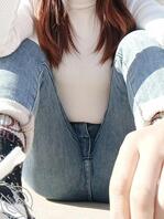 大姨子牛仔裤真漂亮