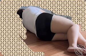 绿母，我的骚货妈妈，丰满的大肉桩，有没有要打桩的