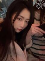 长那么漂亮有啥用 不还是被我看到你的逼