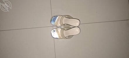 女装扫楼水晶高跟鞋，穿着露出打胶1