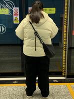 地铁偶遇坦克bbw，瞬间挪不开眼了，好喜欢。2