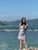 新人欢迎欣赏评价00后研究生女友，提供各种穿搭建议、拍照姿势、玩法0