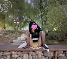 带长腿骚货漏出，评论发出你的骚货漏出照片2