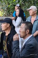 公园老头乐（这老逼这身白衣服看着还挺招操）