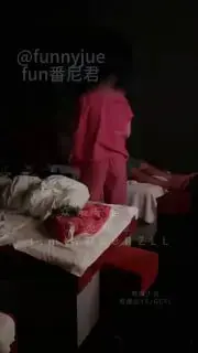  番尼嫂一时兴起，体验按摩女服务，为男顾客提供性爱按摩服务