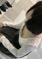 偷拍少女胸部走光