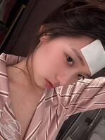 李中凌发烧了?有没有爸爸想试试39度的小穴性欲强想被陌生人羞辱1