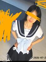 女儿用这个大棒子最后一次自慰，然后被爸爸没收了。0