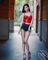 【海角模特】五官深邃的模特许玲玲 美乳+细腿一次展现0