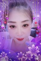 附近加的熟女，看着就想操。不知道有木有机会搞一搞。0