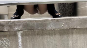 高跟长这样，原创厕拍啦1