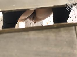 刚刚又重新拍了一下，现在拍的很清楚了。2