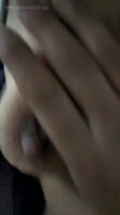 居家操骚逼老婆，边操边打  操得叫姐夫
