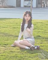 表姐，怎么拿下兄弟们，有没有兄弟出点招，表姐住在我家。其他全部未知0