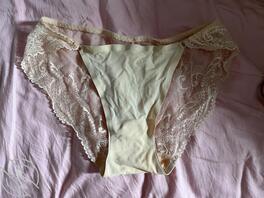 怒射小姨子骚内裤，通过内裤能判断出小姨子是什么样的人吗2