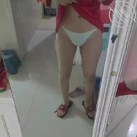 看一下我嫂子的逼怎么样0