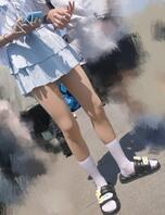校园街拍长腿裤袜白丝骚货女大学生1
