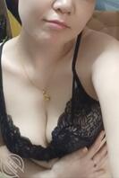 绿帽贡献自己的老婆骚照1