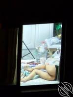 准时发帖，今天又拍到了不一样的小姐姐