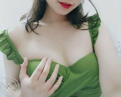 寂寞的美乳少妇2