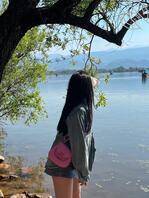 ［真实原创］分享几张微胖粉嫩骚妻的生活照，供大家意淫1